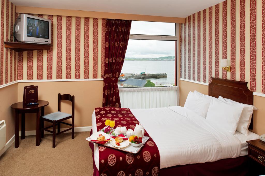Logues Liscannor Hotel Номер фото